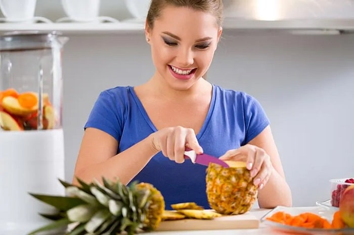 آناناس چه فایده ای برای زنان دارد؟